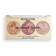 Палетка для макияжа лица `REVOLUTION PRO` BLUSH & GLOW 3 в 1 (бронзер, румяна, хайлайтер) тон cranberry glow
